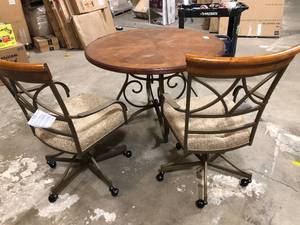Table and Chairs Set Customer Returns See Pictures