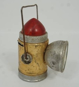 lot 60 image: Vintage Ash Flash Product Railroad Lantern Hong Kong British Empire