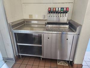 lot 73 image: Cornelius High Performance Drop-In 8 UFB-1 NSF Beverage Station and Fountain Machine CB2323A