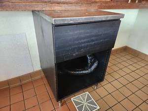 lot 80 image: NSF Behind-Bar Beverage Counter