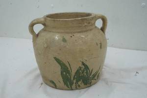 lot 13 image: Stoneware Lidded Jar (missing lid)