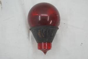 lot 18 image: Vintage Red Comet Fire Extinguisher