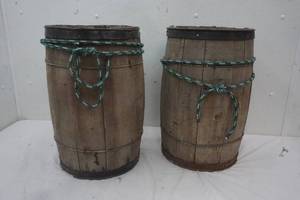 lot 40 image: 2 Vintage Barrels 18 Tall and 11 Diameter