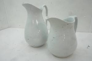 lot 77 image: J and G Meaken pitchers