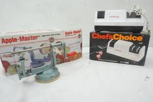 lot 103 image: Chefs Choice Knife Sharpener & Apple Master