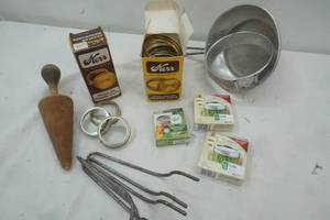 lot 139 image: Canning Supplies
