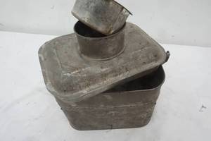 lot 159 image: Vintage Lunch Pail