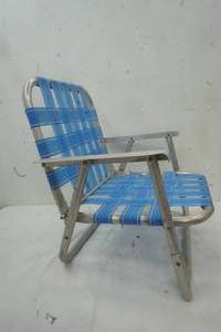 lot 194 image: Vintage beach chair
