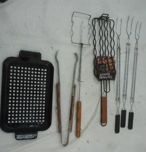 lot 238 image: Grilling accessories