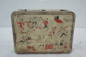 lot 262 image: Vintage Tin Lunch Box