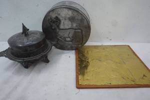 lot 344 image: 2 Vintage Tins and a Copper Picture
