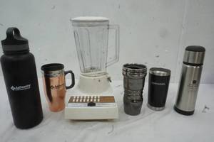 lot 355 image: Hamilton Beach Blender & Travel Mugs