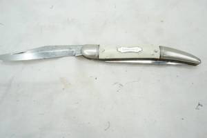 lot 397 image: Fish knife, 4.5 blade