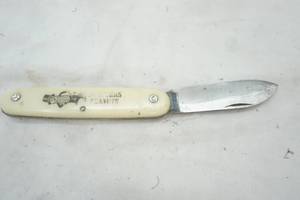 lot 400 image: Planters Peanut pocket knife
