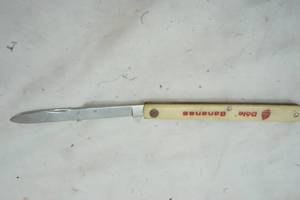 lot 419 image: Dole Bananas pocket knife