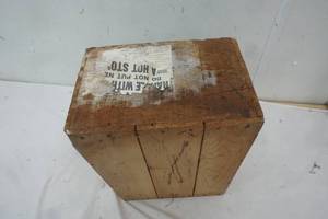 lot 426 image: Vintage wooden box