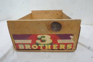 lot 428 image: Vintage 3 Brothers crate