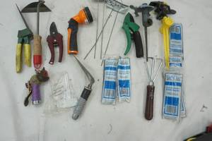 lot 452 image: Gardening Tools, Spade, sprinklers, fabric staples, claw, shears