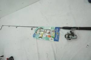 lot 519 image: fishing rod kit