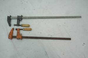 lot 523 image: bar clamps
