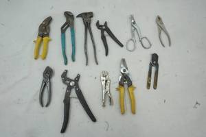 lot 535 image: hand tools