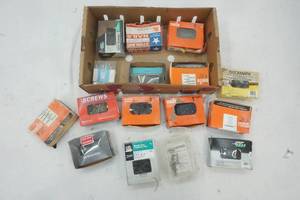 lot 542 image: fasteners