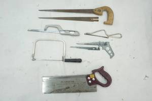 lot 543 image: saws