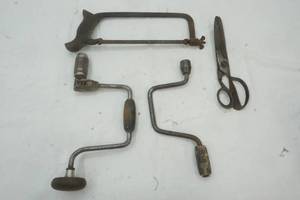lot 551 image: vintage hand tools