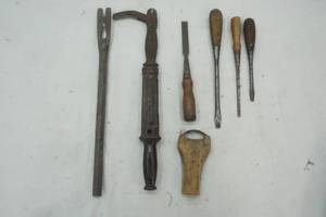 lot 559 image: hand tools