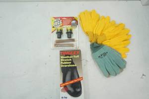 lot 561 image: Tingley rubbers