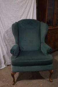 lot 589 image: library chair
