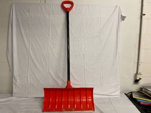 Bigfoot Super Snow Pusher Shovel with Metal Edge