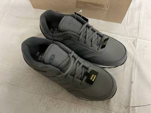 Athletic Works Memory Foam Shoes - Size 9W