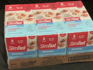 lot 46 image: Strawberries and Cream Meal Replacement Shakes 24 pack Case