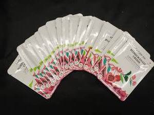 BioRepublic SkinCare Pomegranate Crush Illuminating Fiber Sheet Mask with Vitamin E (Lot of 20 Single Use Masks)