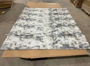 lot 212 image: 8x10 White and Grey Rug