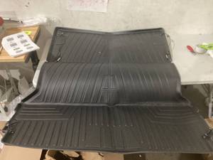 lot 445 image: Thinzyou Bed Mat Compatible with 2015-2024 Ford F150 Truck