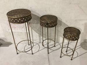 lot 412 image: LOT OF 3 Pedestal Plant Stand