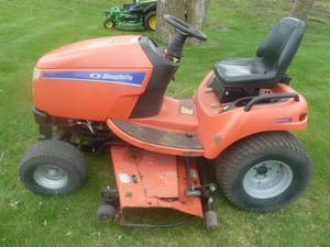lot 10 image: Simplicity Legacy XL- 27HP Lawn Tractor