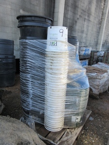 lot 709 image: ASSORTED SIZE, PLASTIC NURSERY POTS - USED ONE TIME