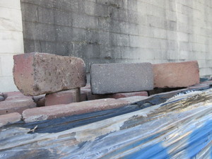 lot 727 image: RECYCLED STREET PAVERS