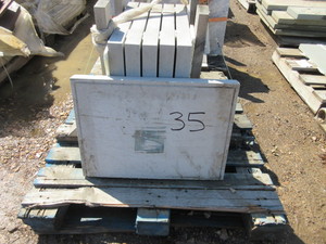 lot 735 image: CUSTOM LIMESTONE PIER CAP - NEW