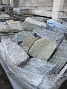 lot 757 image: WOLFEBORO GRANITE WALLSTONE - NEW - FULL PALLET