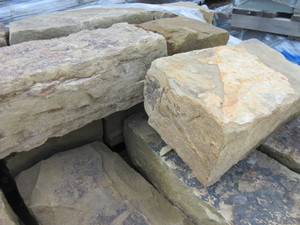 lot 765 image: LIMESTONE WALLSTONE - NEW