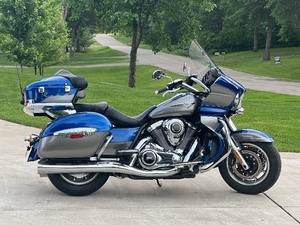 lot 4 image: 2019 KAWASAKI VULCAN VOYAGER 1700 CRUISER MOTORCYCLE