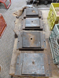 4 Heavy Machinery Vibration Pads