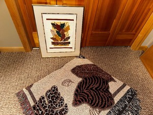lot 52 image: Framed Leaf Print and Throw