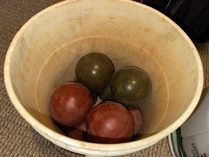 lot 53 image: Vintage Bocce Ball Set