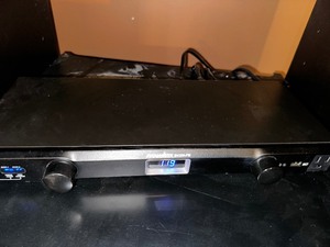 lot 118 image: Panamax M4300-PM Home Theater Power Port
