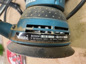 lot 120 image: Makita BO5041 5 120V Sander